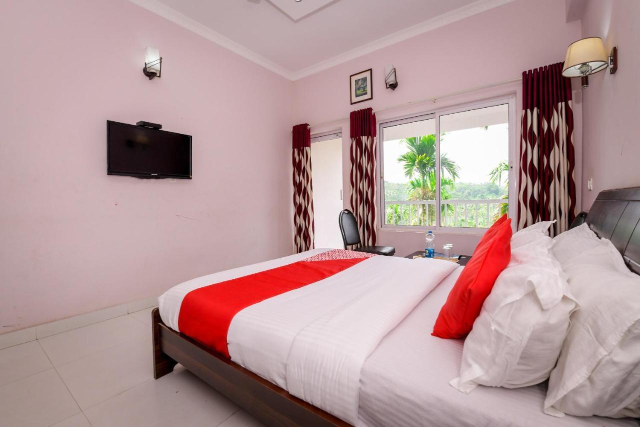 Wayanadia Resort Hotel Ambalavayal Exterior foto